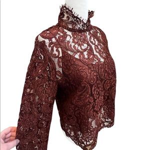 Aritzia Wilfred Dalida Blouse burgundy colour size M